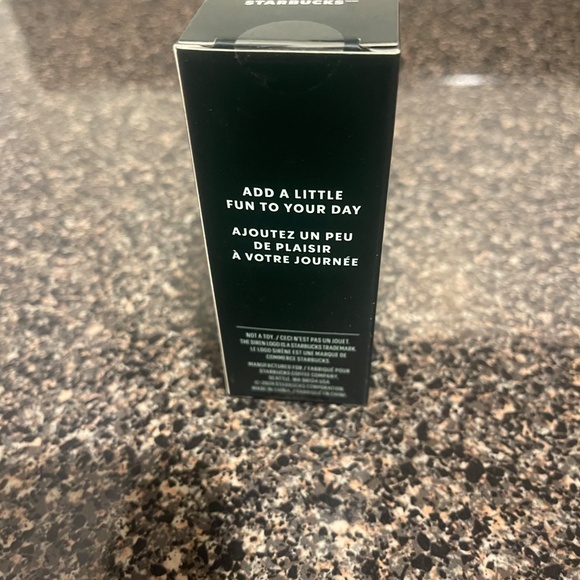 Starbucks 2024 Jet Black Pleated Metallic Core Tumbler Cold Cup Keychain New - Picture 2 of 2